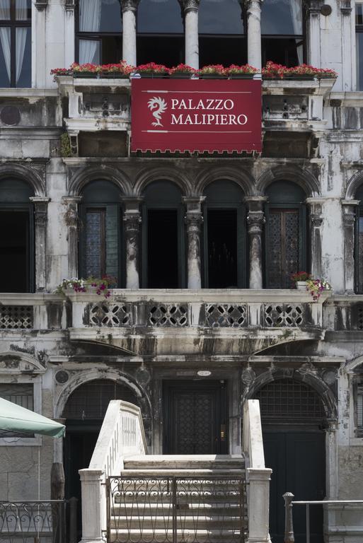 Residenza Ruga Giuffa Castello  Екстер'єр фото