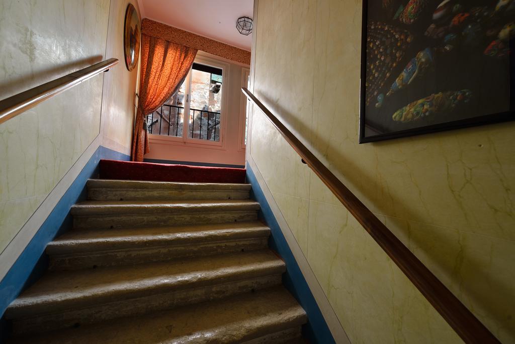 Residenza Ruga Giuffa Castello  Екстер'єр фото